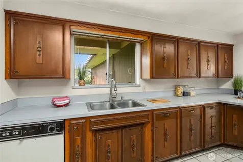 27915 90th Avenue E Graham WA 98338