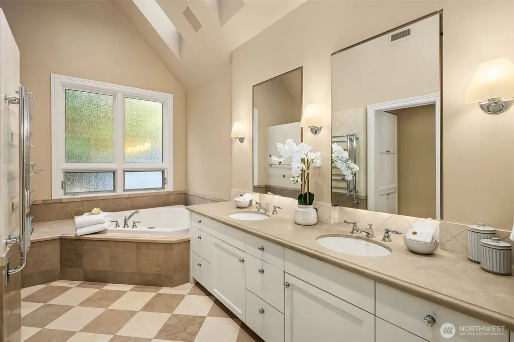 22119 NE 140th Way Woodinville WA 98077