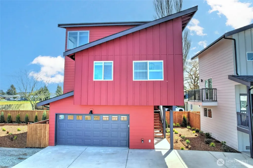 27523 102nd Avenue NW Stanwood WA 98292