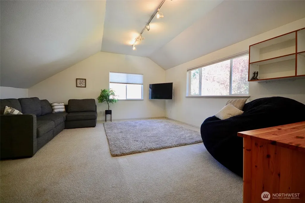 1718 Redwood Place SE Olympia WA 98501