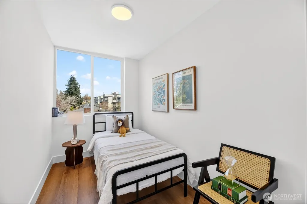 6318 41st Avenue SW Seattle WA 98136