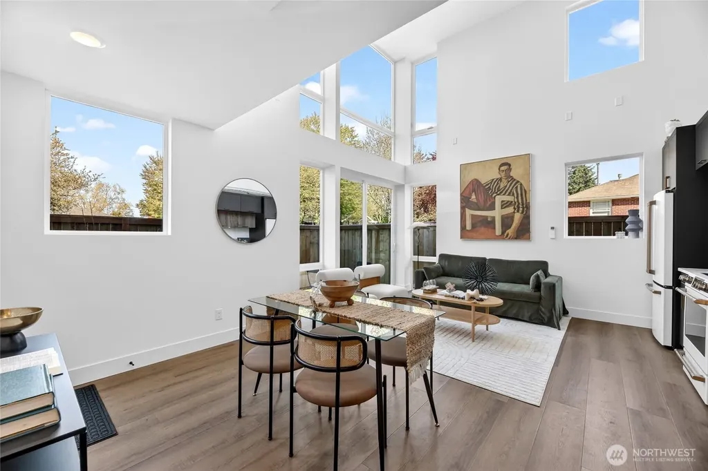 6318 41st Avenue SW Seattle WA 98136