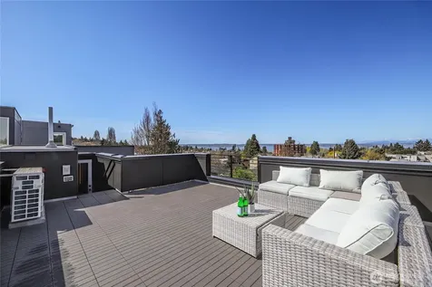 6318 41st Avenue SW Seattle WA 98136
