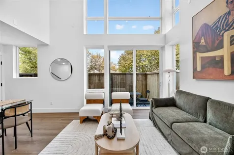 6318 41st Avenue SW Seattle WA 98136