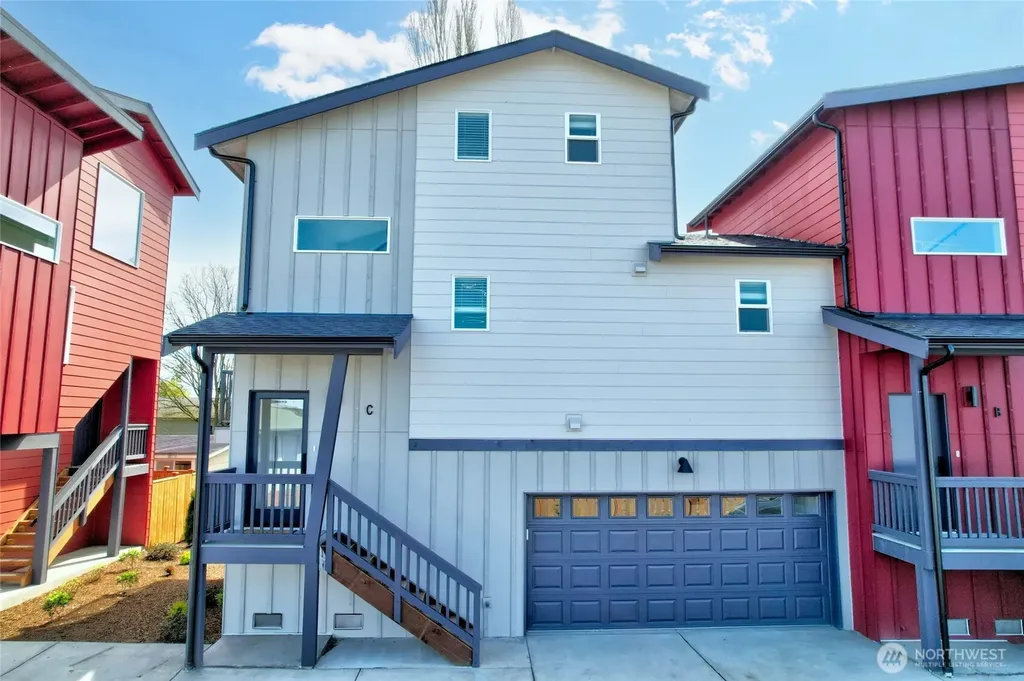 27523 102nd Avenue NW Stanwood WA 98292