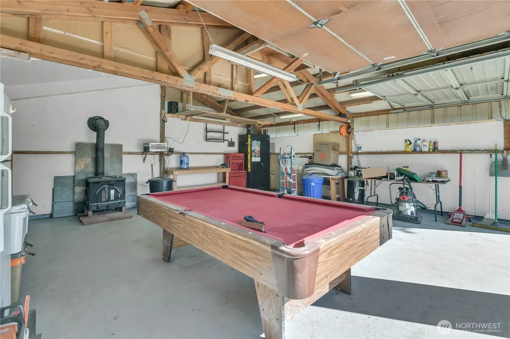 516 6th Ave S Kent WA 98032