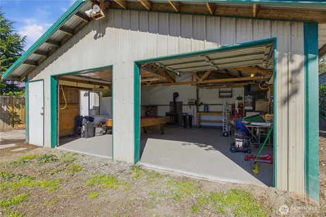516 6th Ave S Kent WA 98032