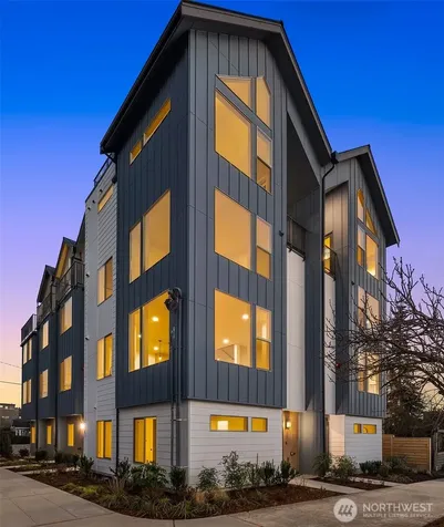 5718 14th Avenue NW Seattle WA 98107