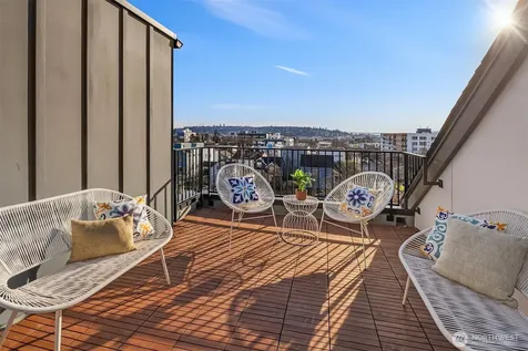 5718 14th Avenue NW Seattle WA 98107