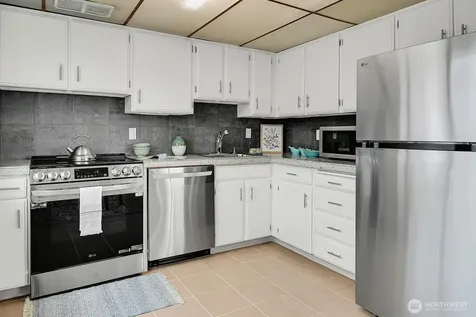 912 3rd Avenue W Seattle WA 98119
