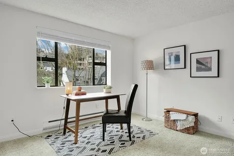 912 3rd Avenue W Seattle WA 98119