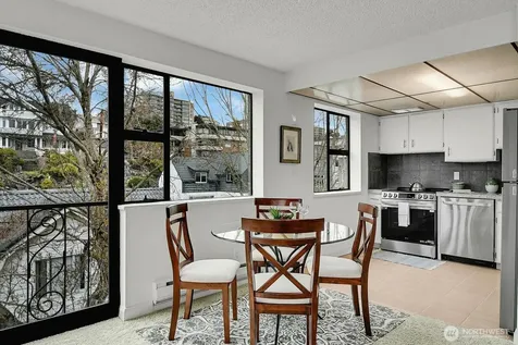 912 3rd Avenue W Seattle WA 98119