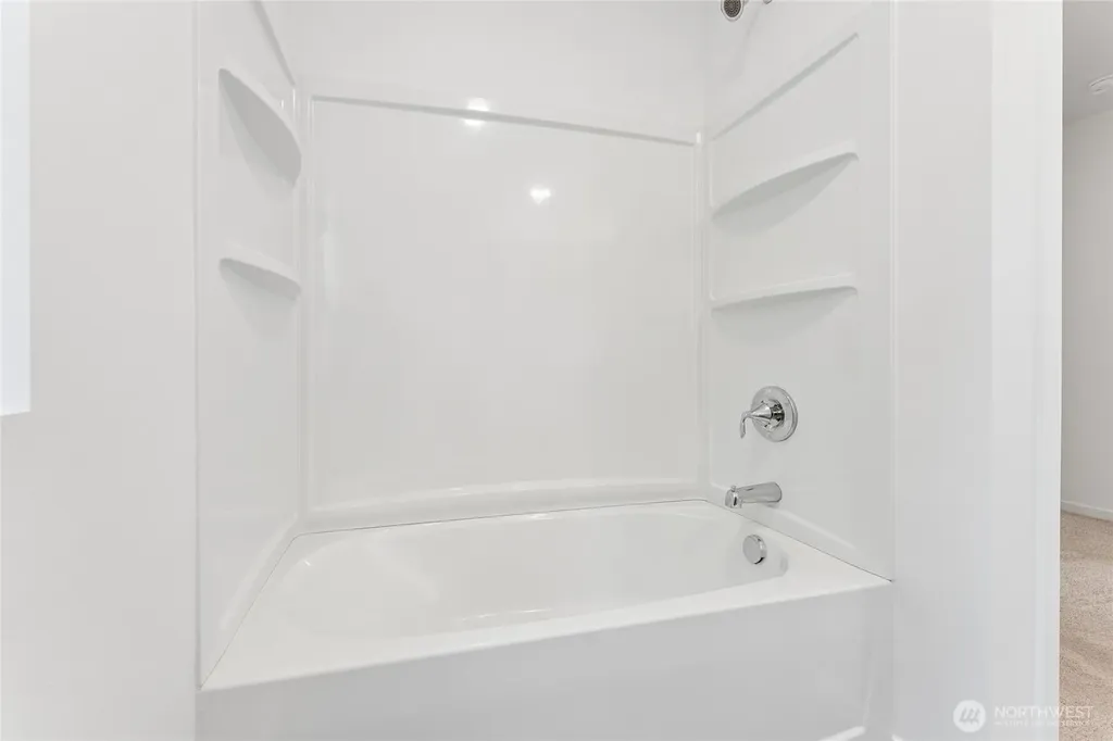 14736 59th Avenue E Puyallup WA 98375