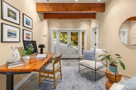 6518 NE Monte Vista Drive Bainbridge Island WA 98110