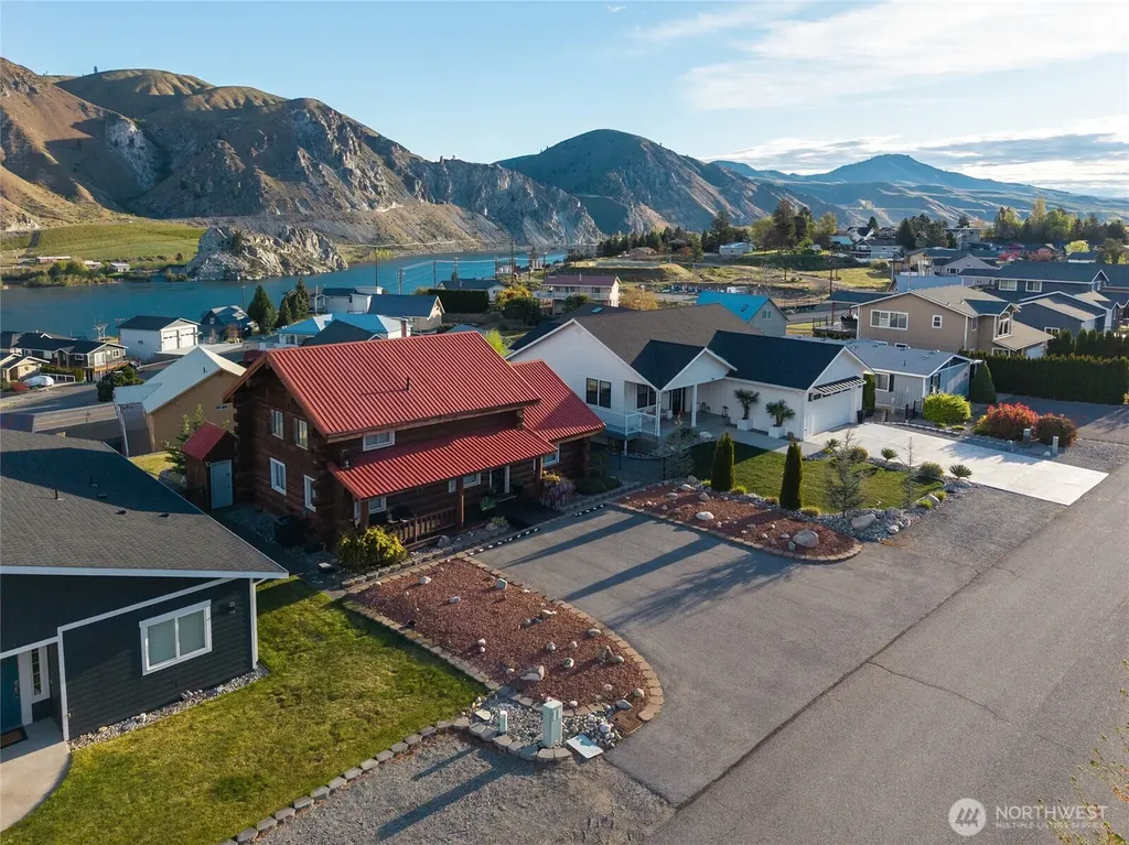 215 W Marine View Place Orondo WA 98843