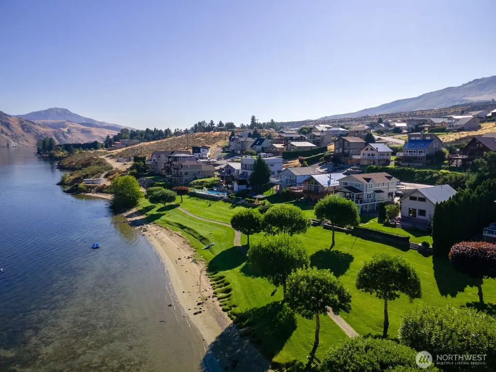 215 W Marine View Place Orondo WA 98843