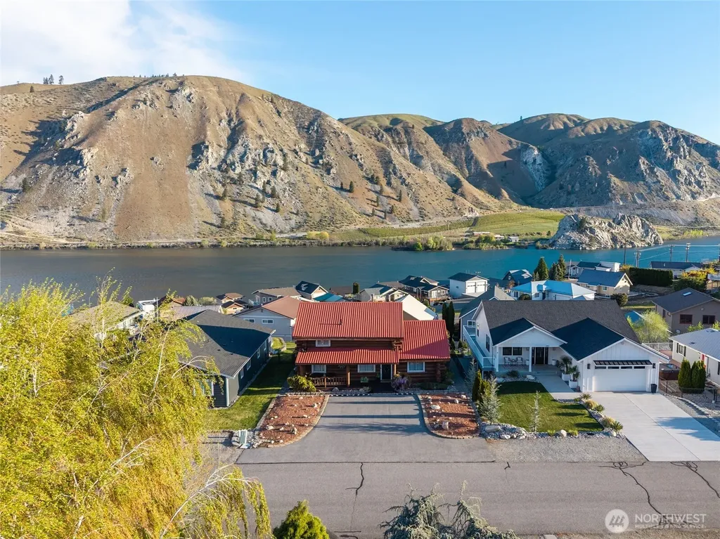 215 W Marine View Place Orondo WA 98843
