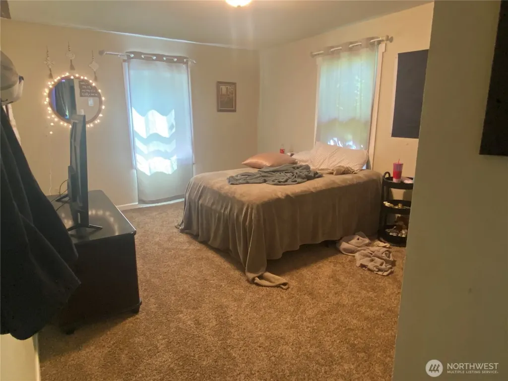 4621 Bethel Road SE Port Orchard WA 98366