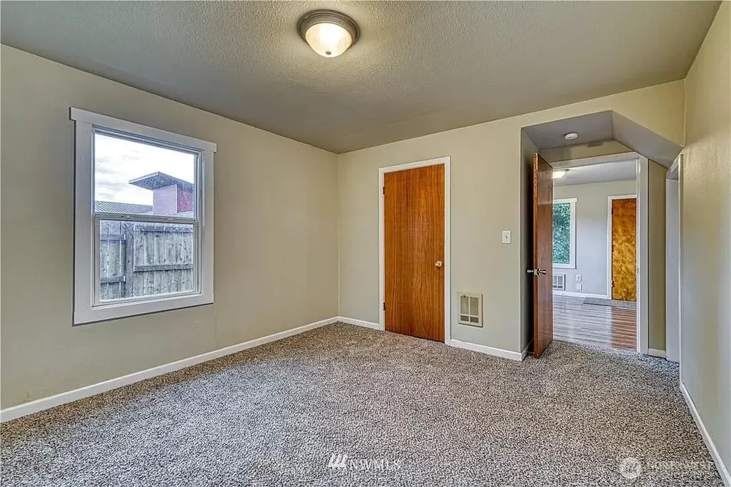 4621 Bethel Road SE Port Orchard WA 98366
