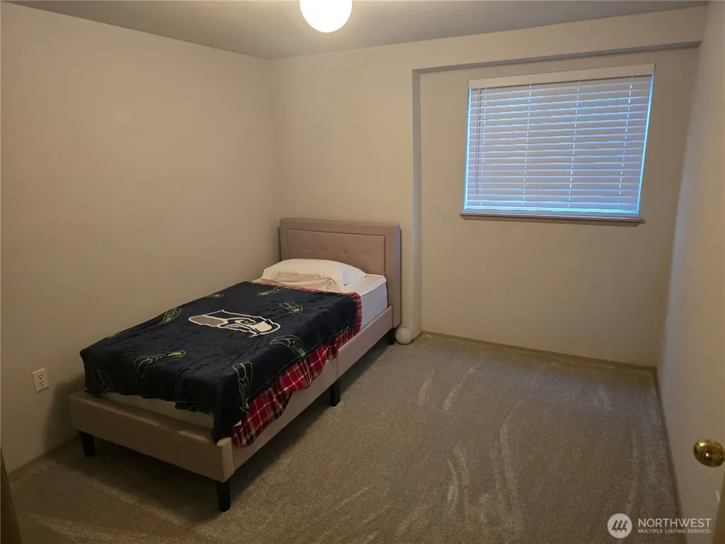 11002 SE Petrovitsky Road Renton WA 98055