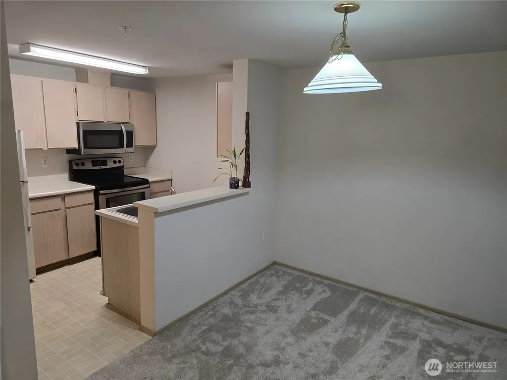11002 SE Petrovitsky Road Renton WA 98055