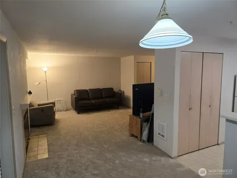 11002 SE Petrovitsky Road Renton WA 98055