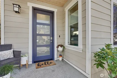 17230 117th Avenue E Puyallup WA 98374