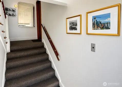 315 12th Avenue E Seattle WA 98102