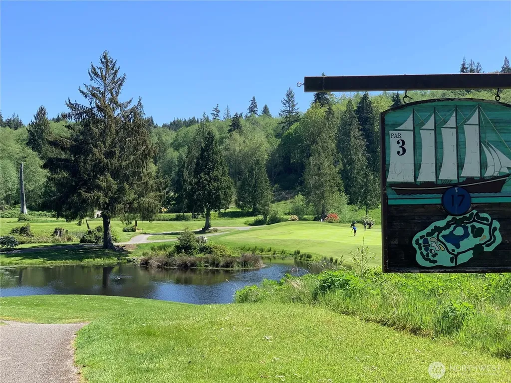 33 Goldfinch Lane Port Ludlow WA 98365