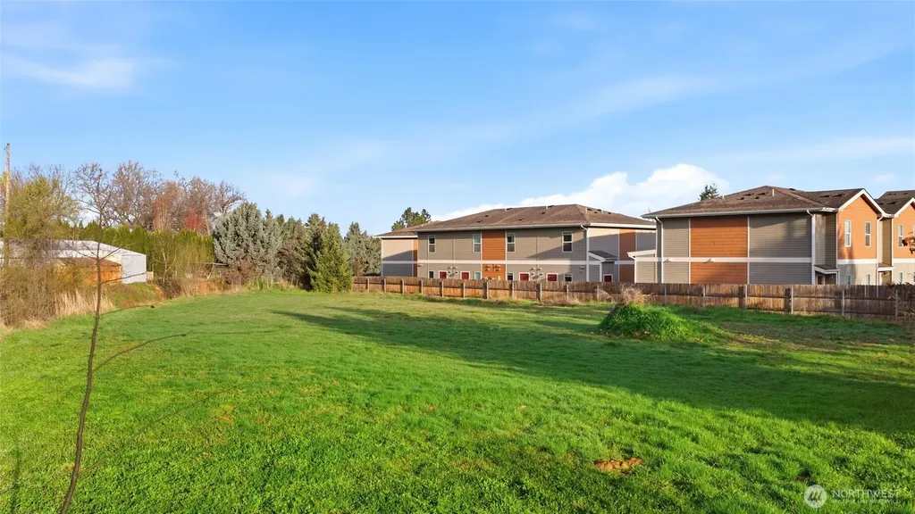 1420 S College Avenue College Place WA 99324
