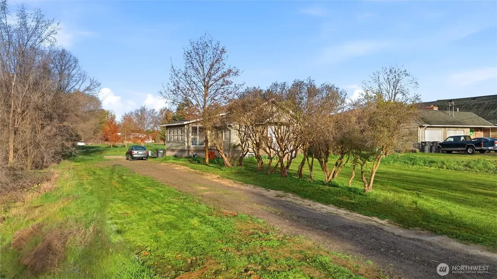 1420 S College Avenue College Place WA 99324