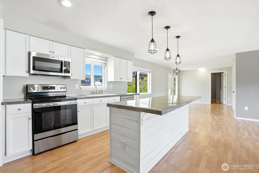 207 Palmer Drive Selah WA 98942