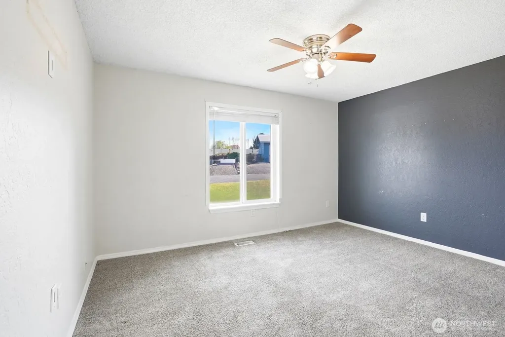 207 Palmer Drive Selah WA 98942