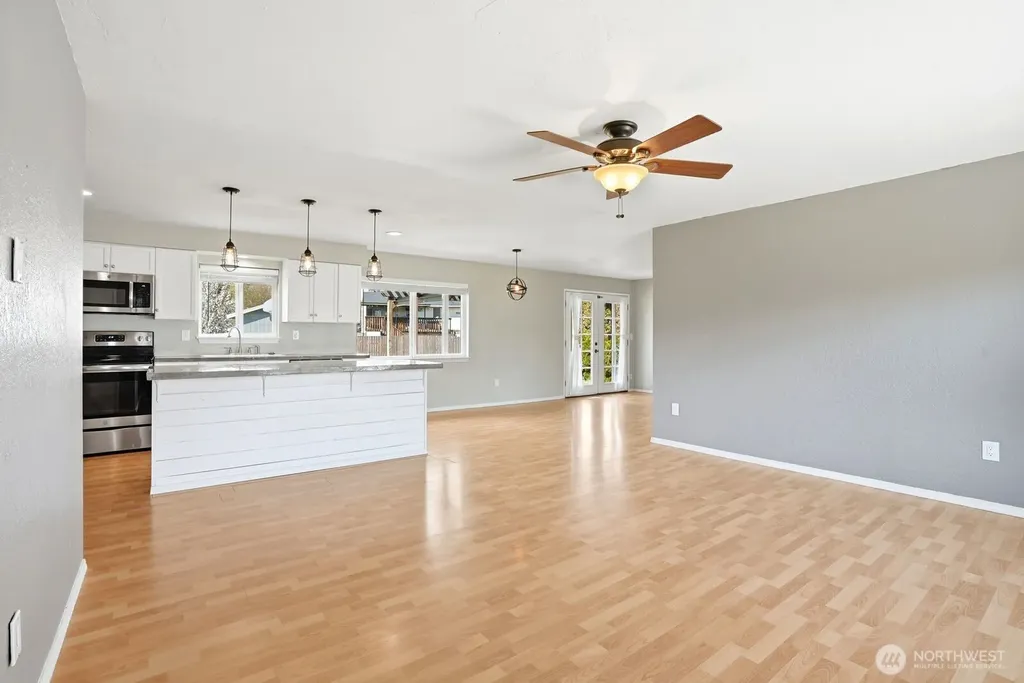 207 Palmer Drive Selah WA 98942