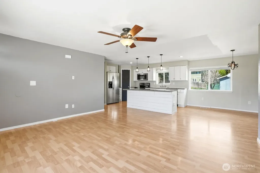 207 Palmer Drive Selah WA 98942