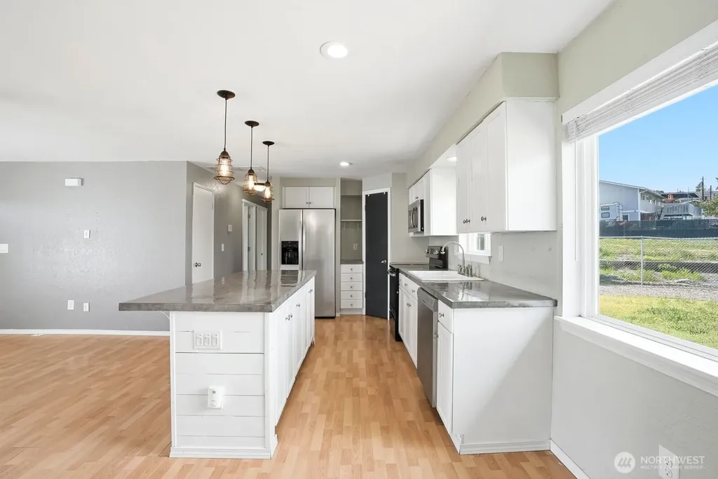 207 Palmer Drive Selah WA 98942