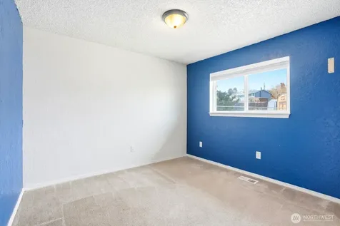 207 Palmer Drive Selah WA 98942