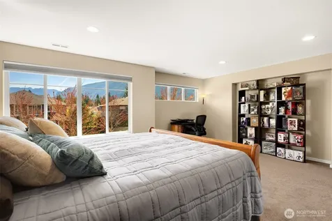 732 SE 11th Street North Bend WA 98045