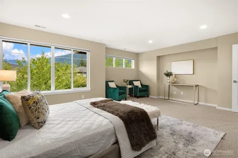 732 SE 11th Street North Bend WA 98045