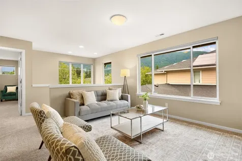 732 SE 11th Street North Bend WA 98045