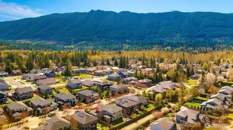 732 SE 11th Street North Bend WA 98045