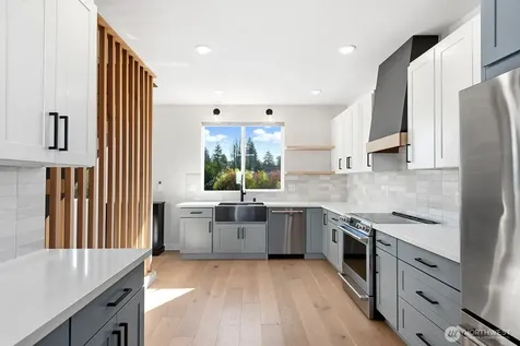 8451 18th Avenue SW Seattle WA 98106