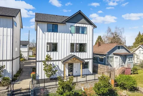 8451 18th Avenue SW Seattle WA 98106