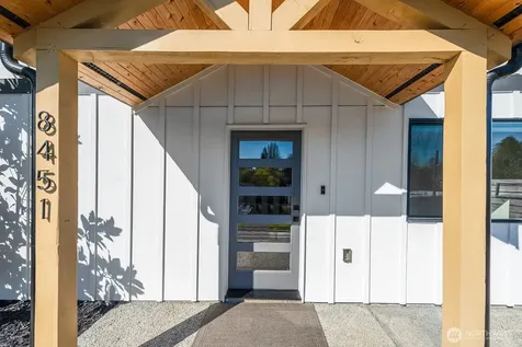 8451 18th Avenue SW Seattle WA 98106