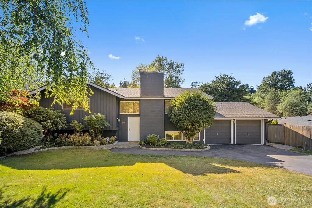 3411 77th Place SE Mercer Island WA 98040