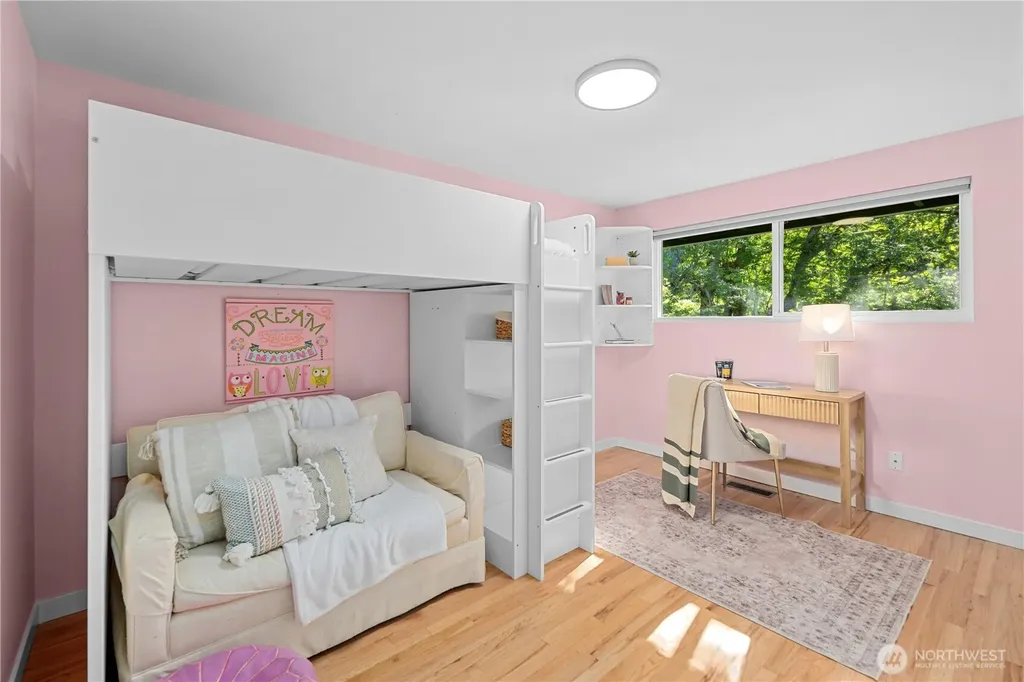 3411 77th Place SE Mercer Island WA 98040