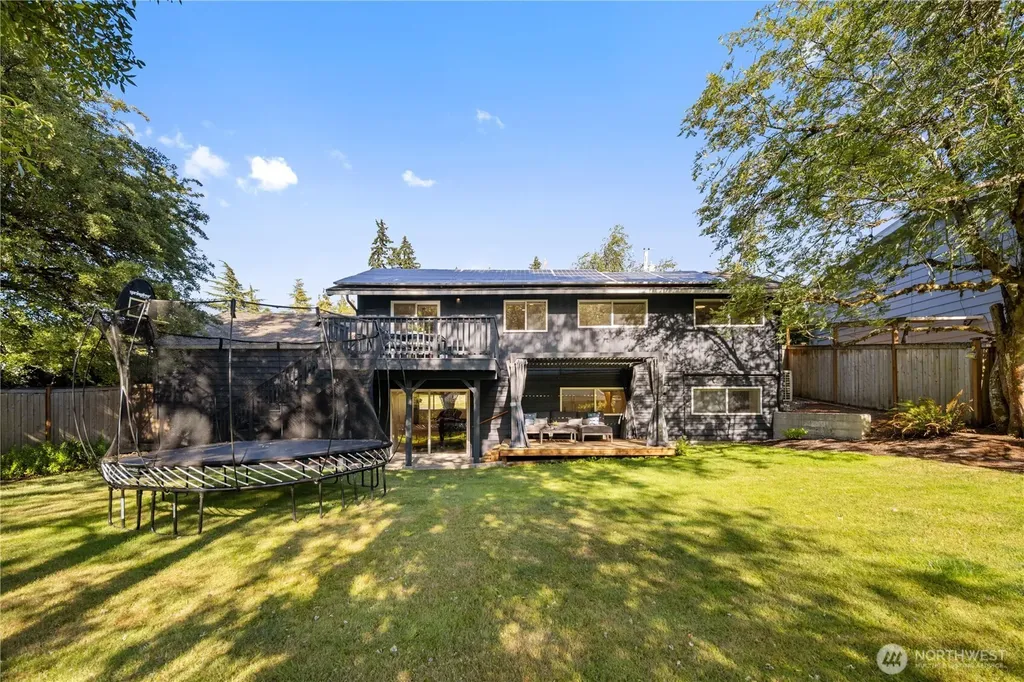 3411 77th Place SE Mercer Island WA 98040