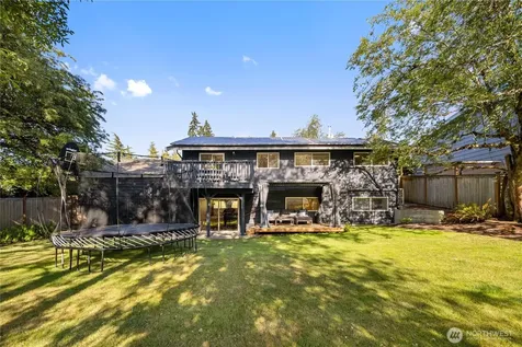 3411 77th Place SE Mercer Island WA 98040