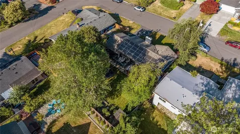 3411 77th Place SE Mercer Island WA 98040