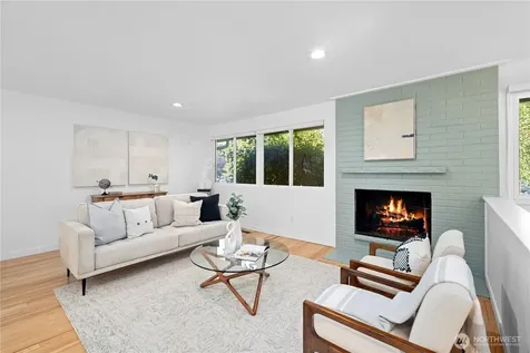3411 77th Place SE Mercer Island WA 98040
